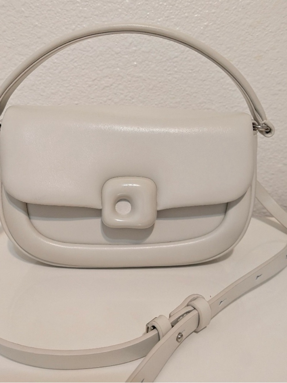 La Festin Leather cream cloud small shoulder to Crossbody bag - Picture 5 of 12
